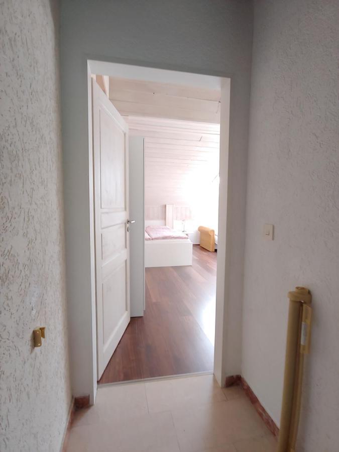Modernes Apartment Zum Wohlfuehlen Kolbermoor Buitenkant foto